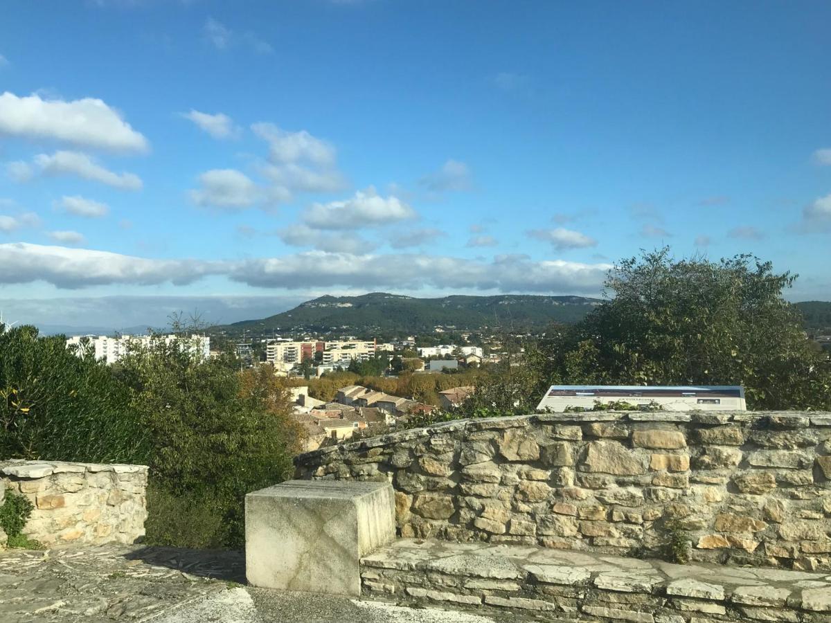 Gite Climatise Avec Piscine Sur Les Hauteurs De Bollène Buitenkant foto